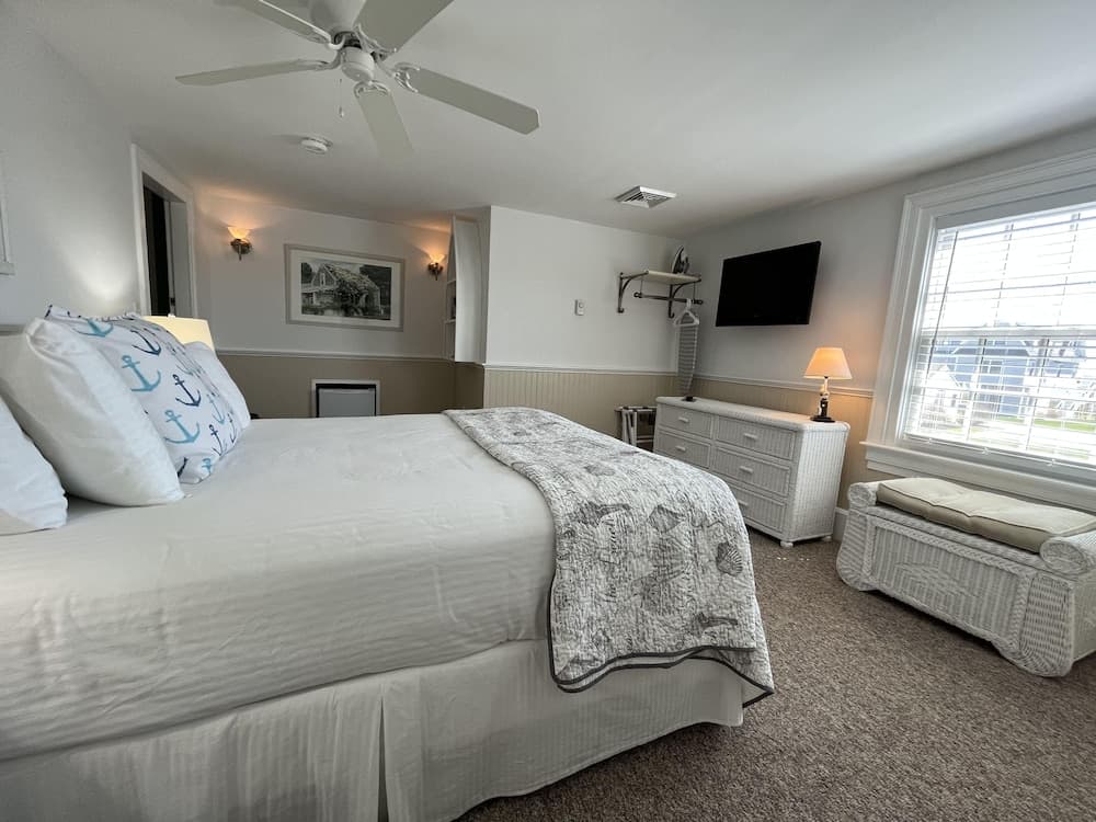 Beach Breeze Inn gallery photo in Falmouth, MA — image 14