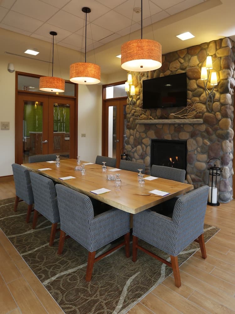 Hilton Garden Inn Cedar Falls gallery photo in Cedar Falls, IA — image 55