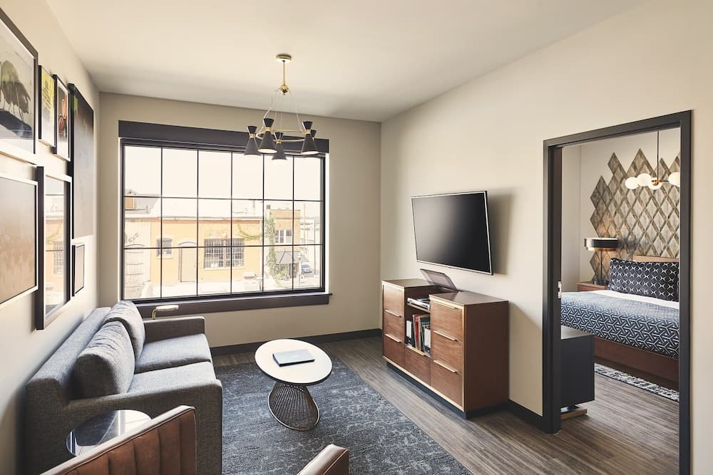 Hotel Vandivort gallery photo in Springfield, MO — image 8