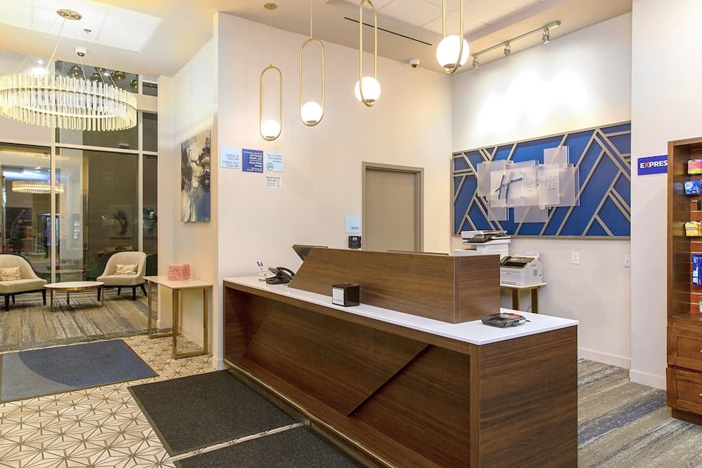 Holiday Inn Express - New Rochelle by IHG gallery photo in New Rochelle, NY — image 57