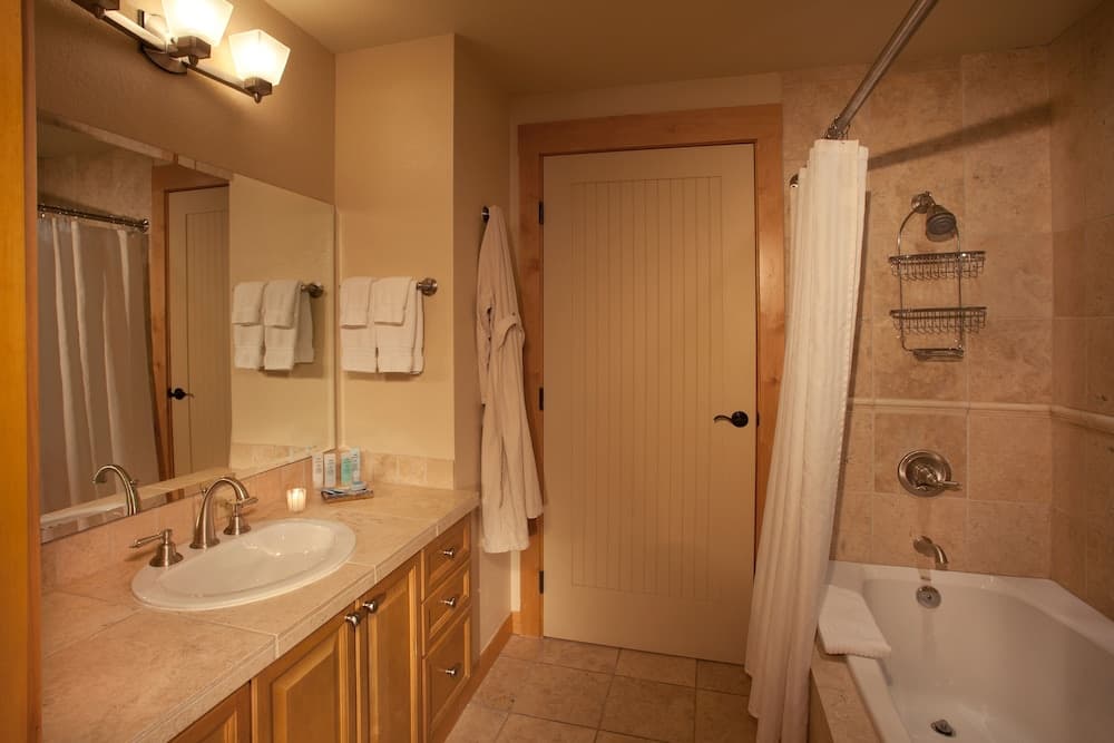 The Edelweiss Lodge and Spa interior in Taos Ski Valley, NM — gallery photo 2