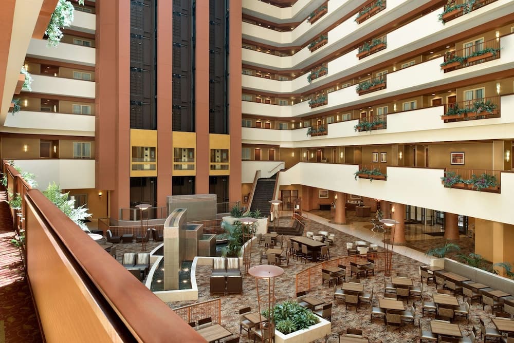 Embassy Suites by Hilton E Peoria Riverfront Conf Center property views in East Peoria, IL — gallery photo 3