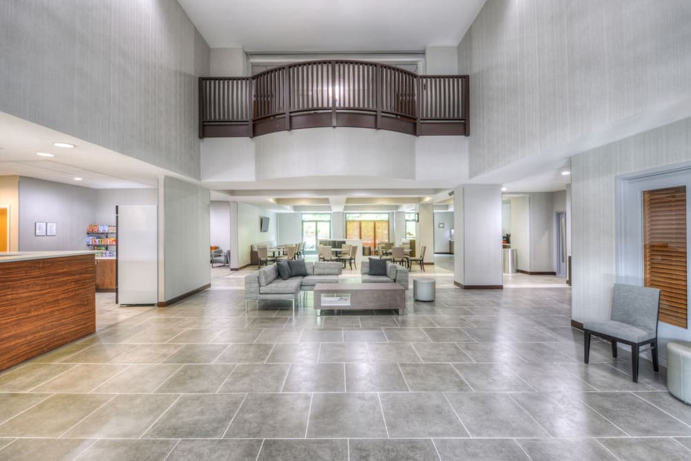 Wingate by Wyndham Charlotte Airport I-85/I-485 property views in Charlotte, NC — gallery photo 3