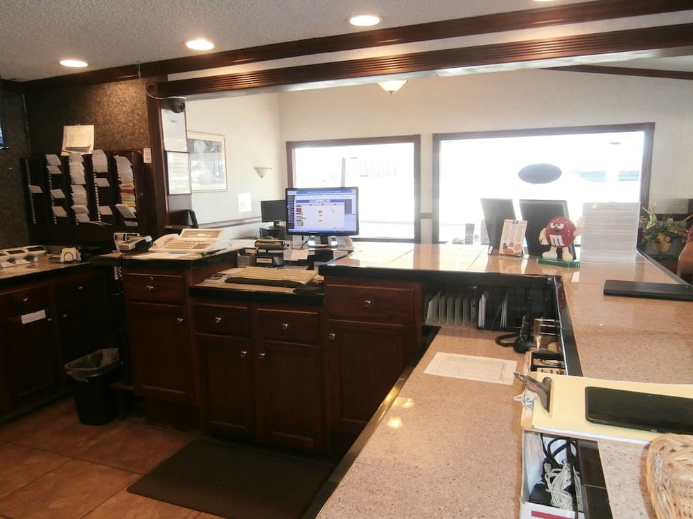 Americas Best Value Inn Conyer property views in Conyers, GA — gallery photo 3