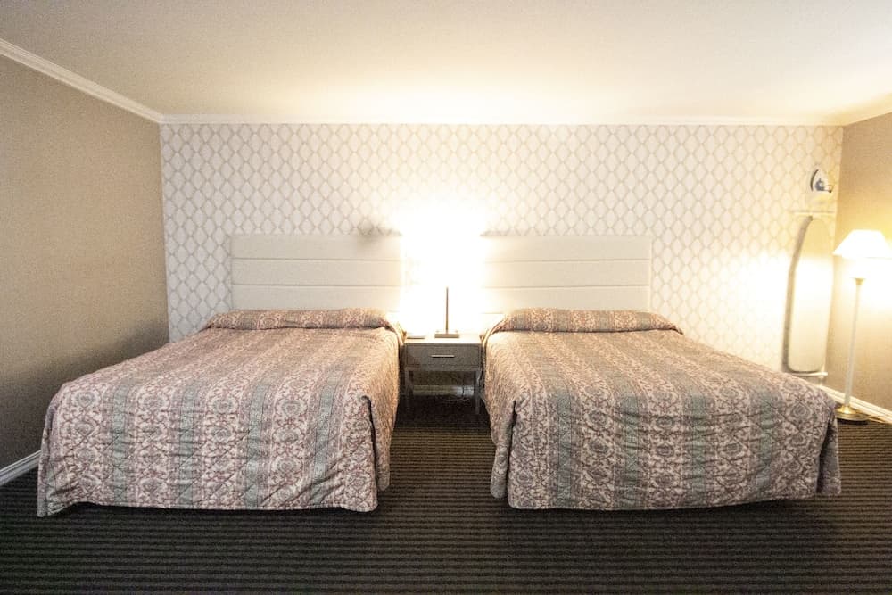 Alpha Inn & Suites interior in San Francisco, CA — gallery photo 2