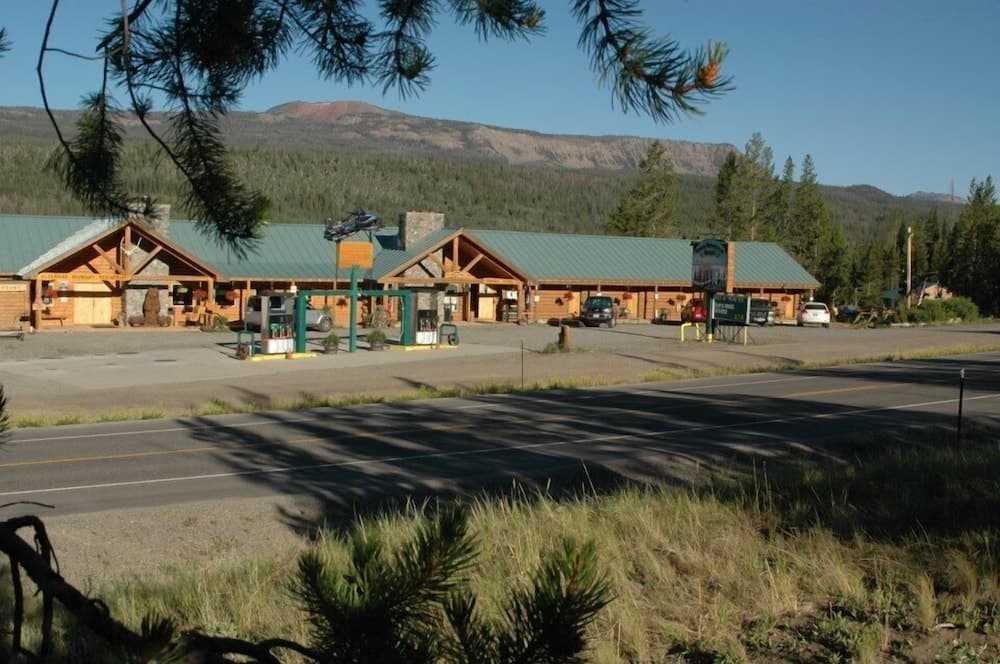 Lava Mountain Lodge featured exterior or lobby in Dubois, WY — similar hotel