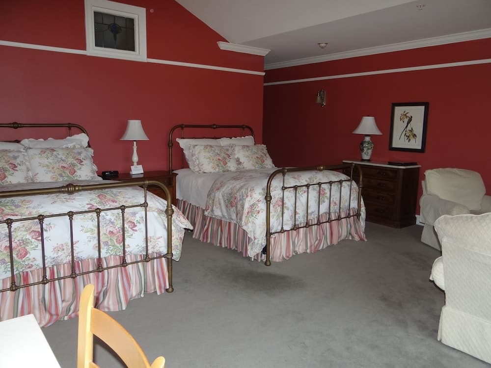 Lake Opechee Inn and Spa gallery photo in Laconia, NH — image 42