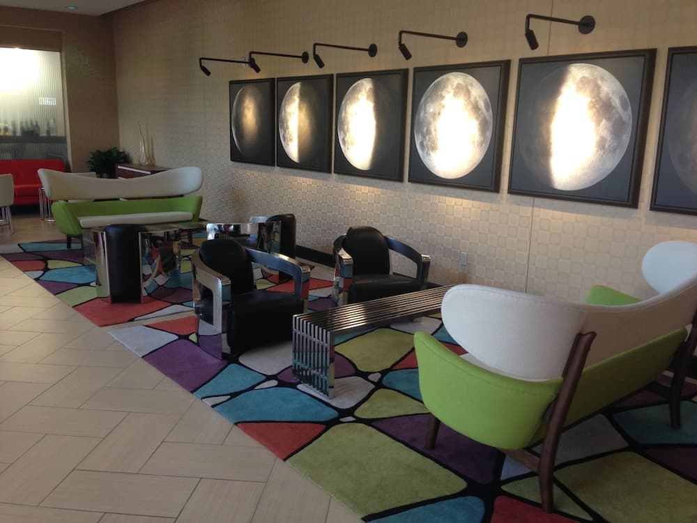 Moonrise Hotel property views in St. Louis, MO — gallery photo 3