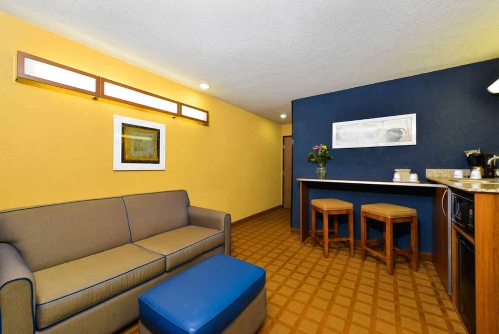 Microtel Inn & Suites by Wyndham New Braunfels gallery photo in New Braunfels, TX — image 12