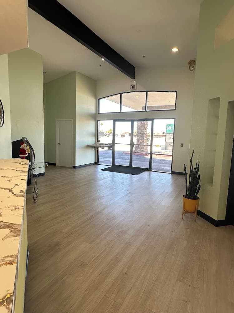 Hotel Rising property views in Phoenix, AZ — gallery photo 3