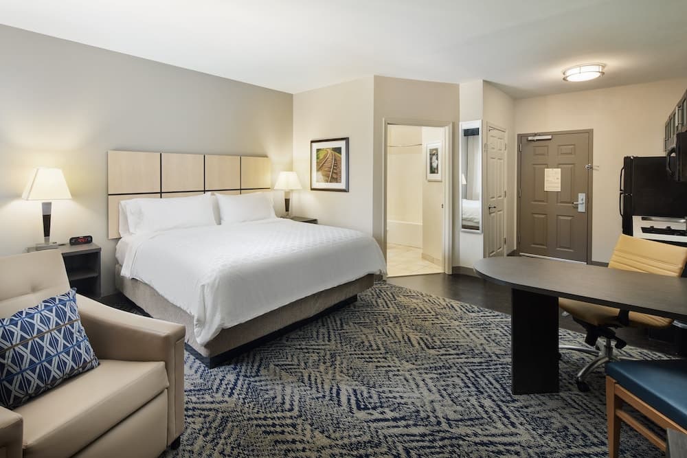 Candlewood Suites I-26 at Northwoods Mall by IHG gallery photo in North Charleston, SC — image 4