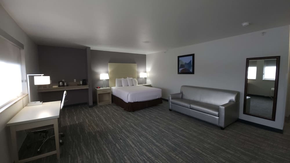 West Valley Inn property views in West Valley City, UT — gallery photo 3