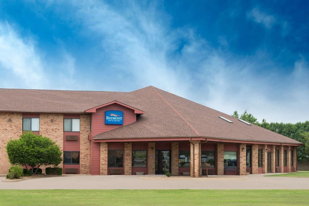 Baymont by Wyndham Enid — hotel in Enid, Oklahoma