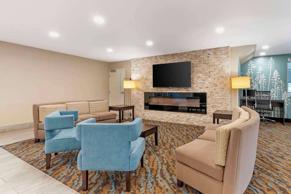 Sleep Inn & Suites Wisconsin Dells - Lake Delton property views in Wisconsin Dells, WI — gallery photo 3