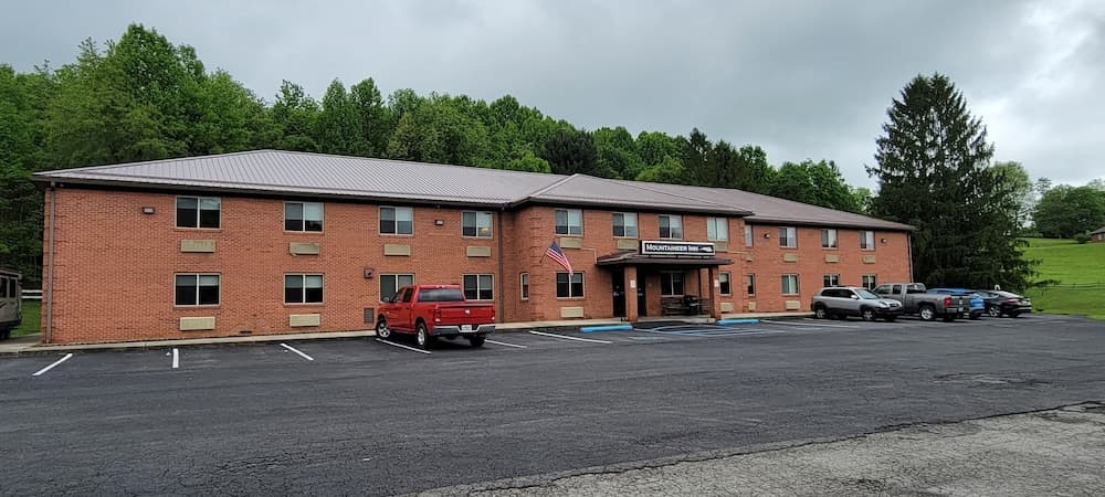 Mountaineer Inn featured exterior or lobby in Philippi, WV — similar hotel