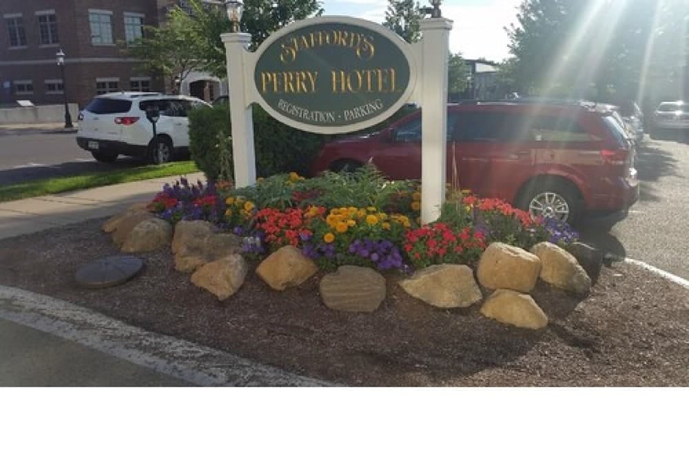 Perry Hotel interior in Petoskey, MI — gallery photo 2
