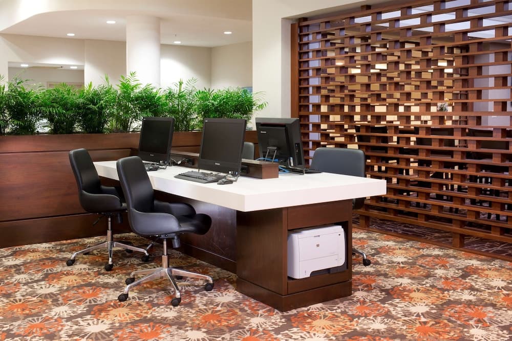 DoubleTree by Hilton Hotel Lafayette gallery photo in Lafayette, LA — image 42
