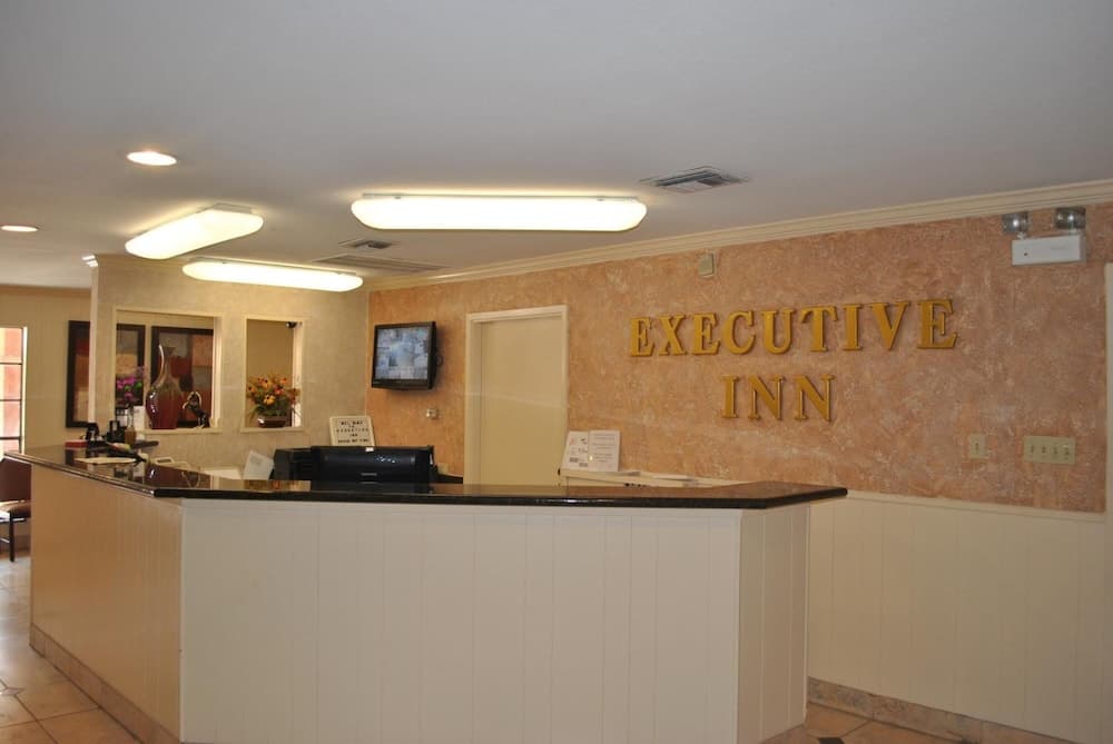 Executive Inn property views in Brookshire, TX — gallery photo 3