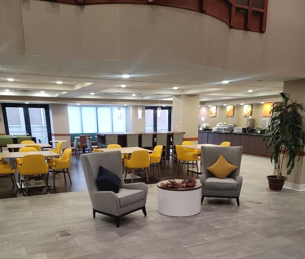 Comfort Inn & Suites Arlington Heights - Schaumburg — hotel in Arlington Heights, Illinois