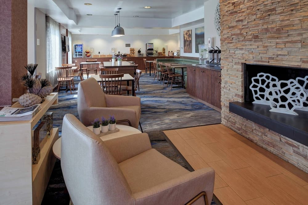Fairfield by Marriott Kalamazoo West featured exterior or lobby in Kalamazoo, MI — similar hotel