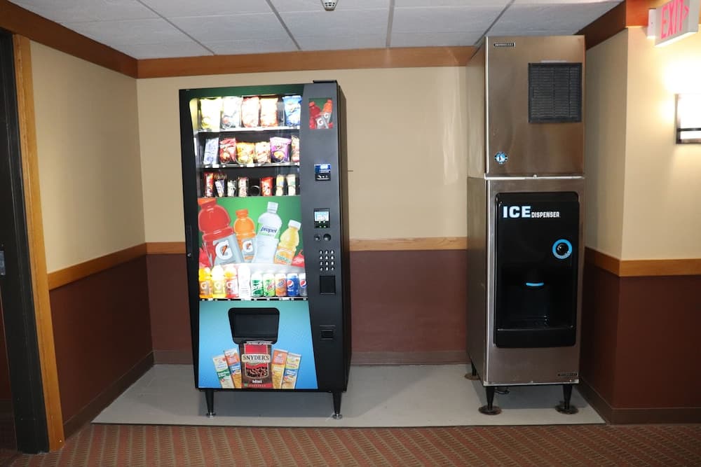 Prairie Inn and Suites Holmen/La Cross property views in Holmen, WI — gallery photo 3