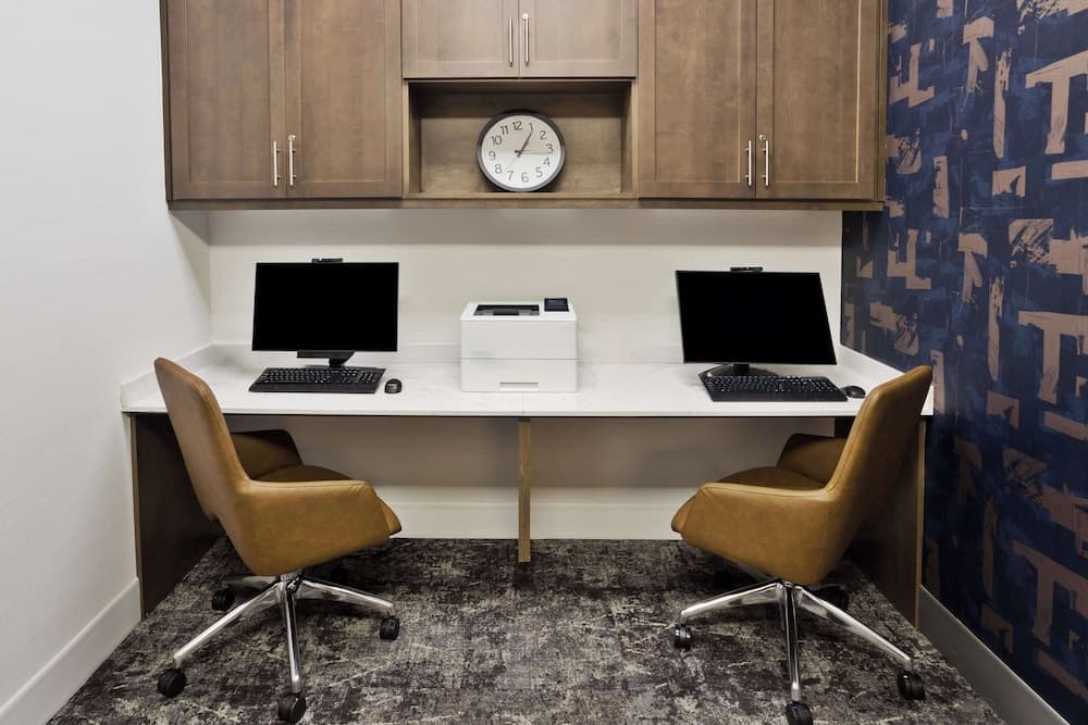Hilton Garden Inn Montgomery - EastChase interior in Montgomery, AL — gallery photo 2