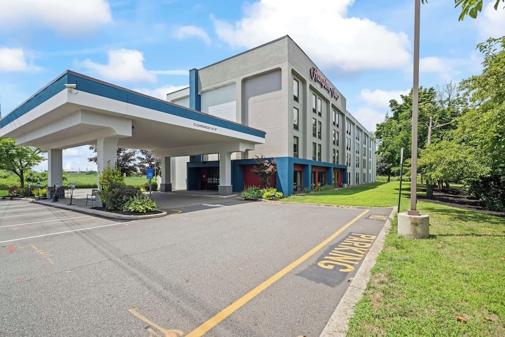 Hampton Inn Ridgefield Park featured exterior or lobby in Ridgefield Park, NJ — similar hotel