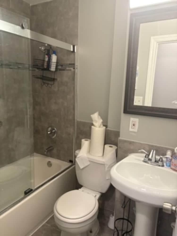 Diamond Horizon Suite property views in Philadelphia, PA — gallery photo 3
