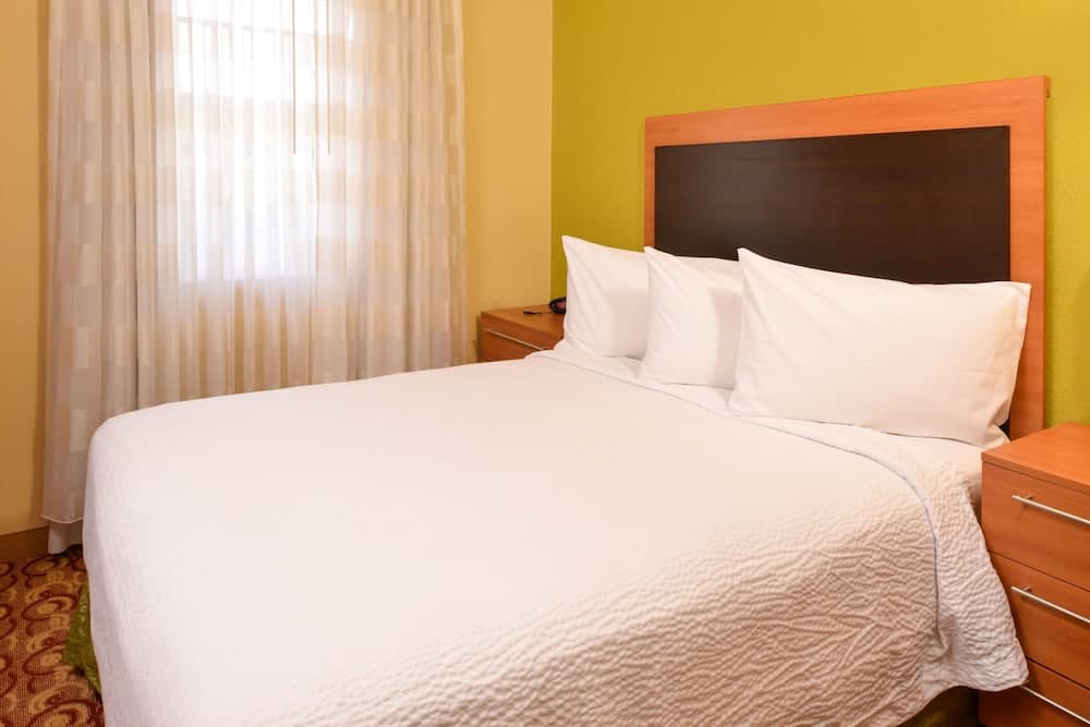 Candlewood Suites Miami Lakes by IHG property views in Miami Lakes, FL — gallery photo 3