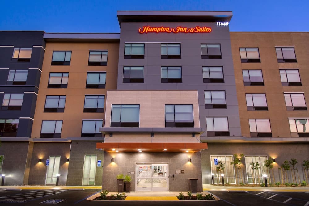 Hampton Inn & Suites Ontario Rancho Cucamonga gallery photo in Rancho Cucamonga, CA — image 14