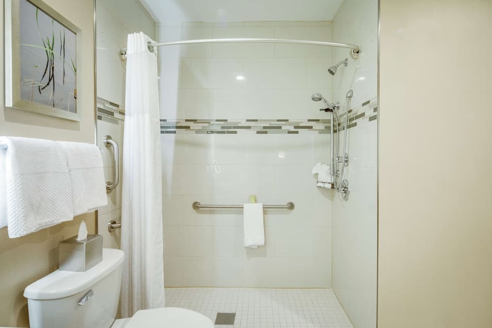 DoubleTree by Hilton Huntington gallery photo in Huntington, WV — image 38
