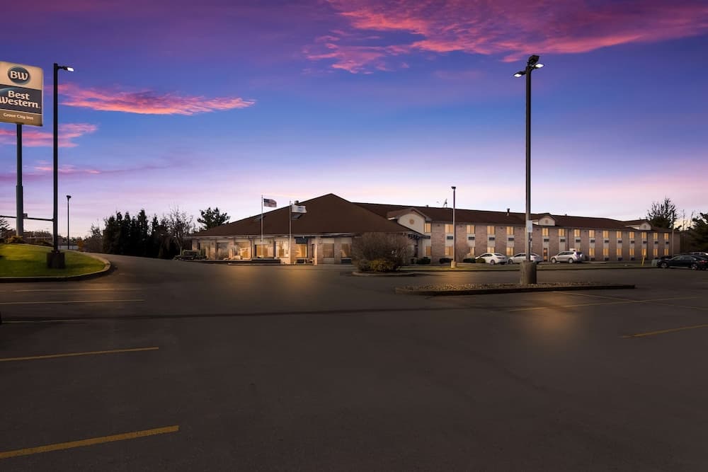 SureStay by Best Western Grove City gallery photo in Grove City, PA — image 5