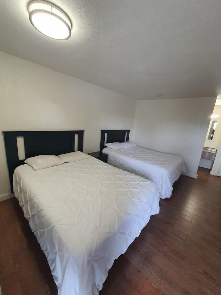 Ocotillo Apartments & Hotel gallery photo in Phoenix, AZ — image 20