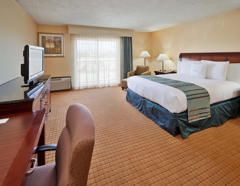 DoubleTree by Hilton Hotel Lafayette gallery photo in Lafayette, LA — image 25