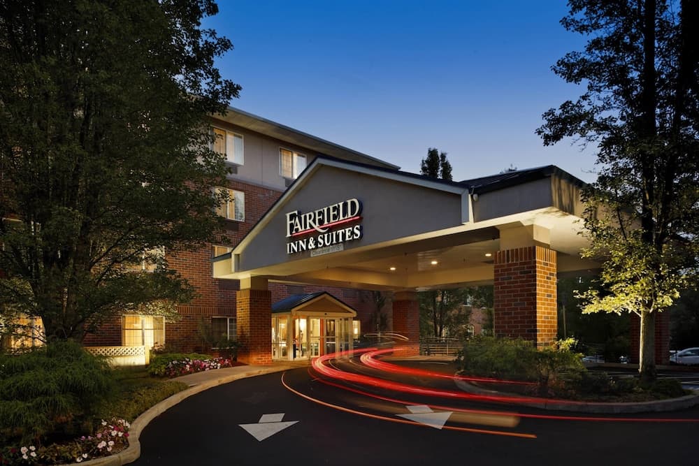 Fairfield Inn & Suites by Marriott Lake Oswego gallery photo in Lake Oswego, OR — image 8