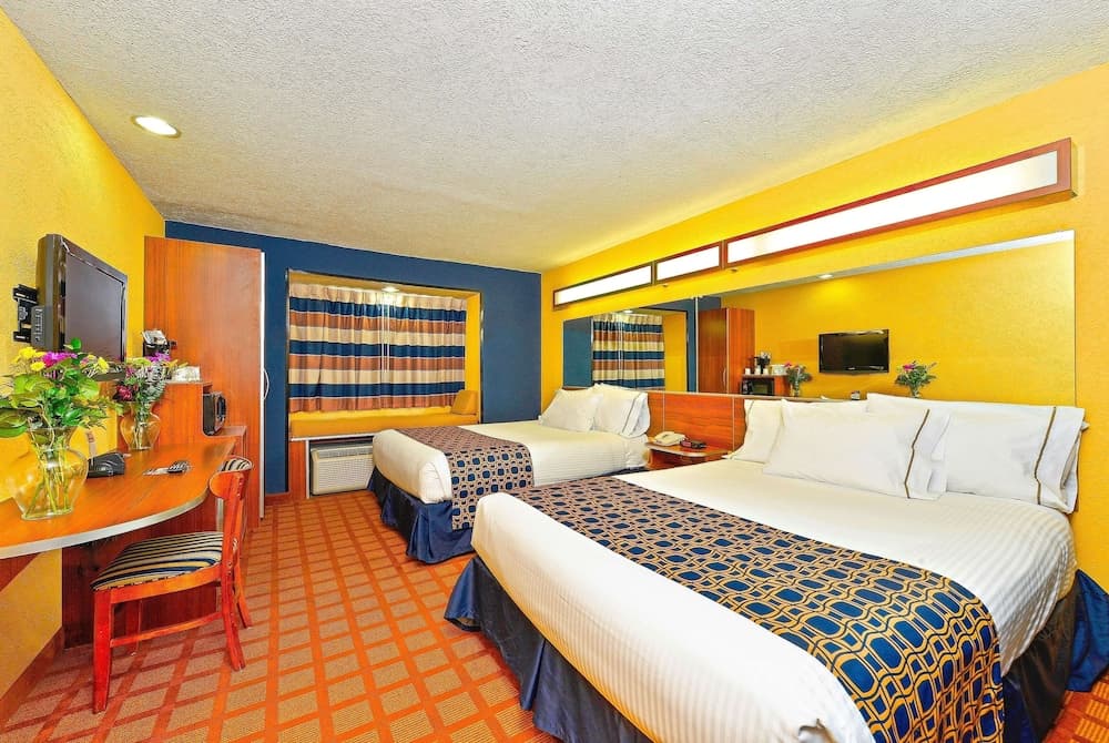 Microtel Inn & Suites by Wyndham New Braunfels gallery photo in New Braunfels, TX — image 20