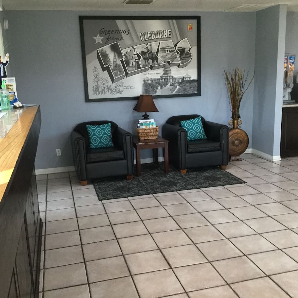 Super 8 by Wyndham Cleburne property views in Cleburne, TX — gallery photo 3