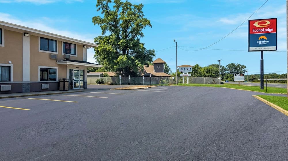 Econo Lodge Portage featured exterior or lobby in Portage, IN — similar hotel