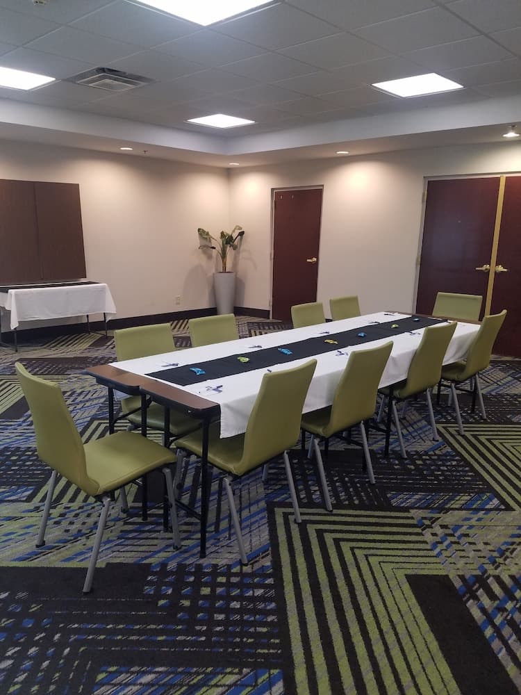 Holiday Inn Express Hotel and Suites Kingsport by IHG gallery photo in Kingsport, TN — image 8