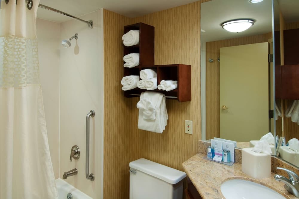 Hampton Inn Chambersburg property views in Chambersburg, PA — gallery photo 3