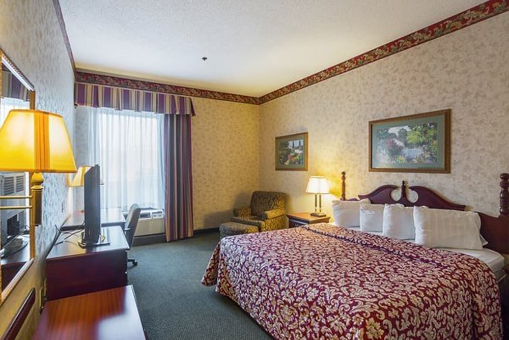 FairBridge Inn Express Whitley City property views in Whitley City, KY — gallery photo 3