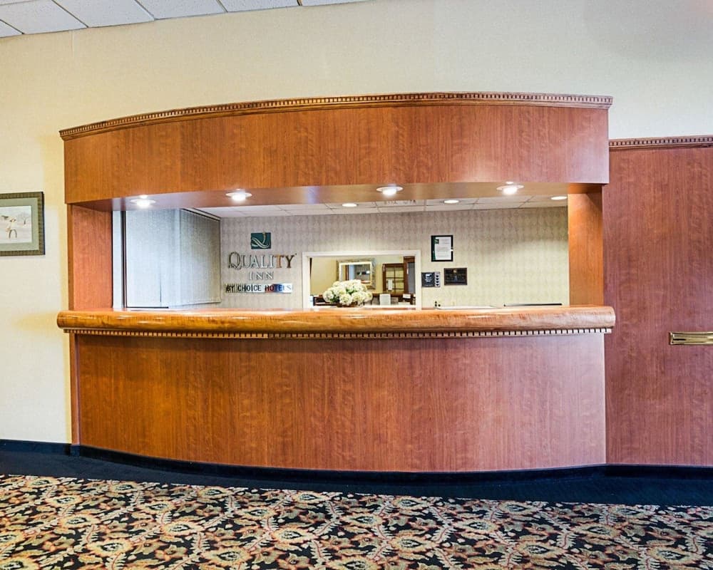 Quality Inn Shenandoah Valley interior in New Market, VA — gallery photo 2