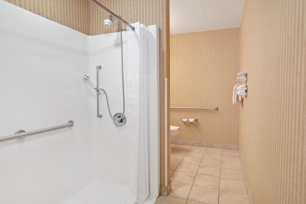 Microtel Inn & Suites by Wyndham Charleston WV gallery photo in South Charleston, WV — image 24