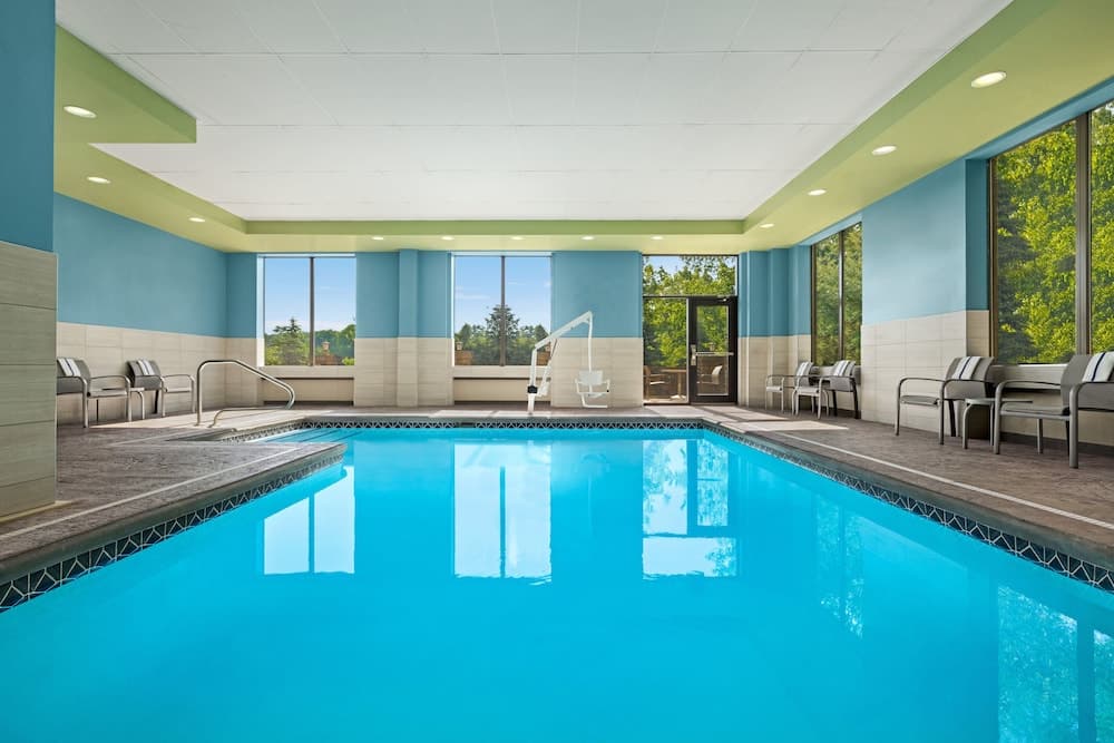Holiday Inn Express & Suites Akron Regional Airport Area by IHG gallery photo in Akron, OH — image 53
