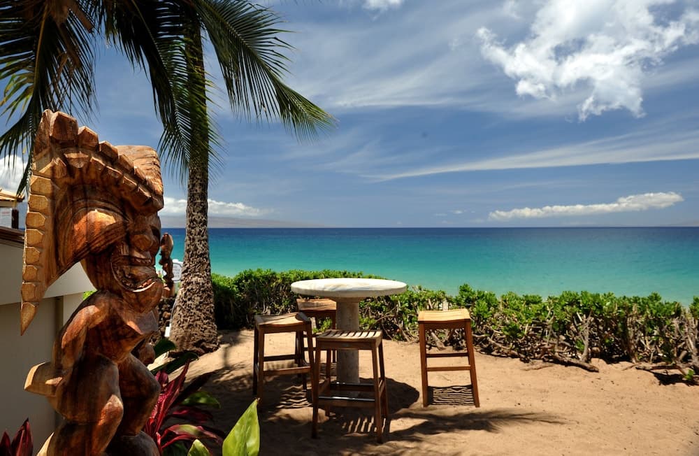 Kaanapali Ocean Inn property views in Lahaina, HI — gallery photo 3