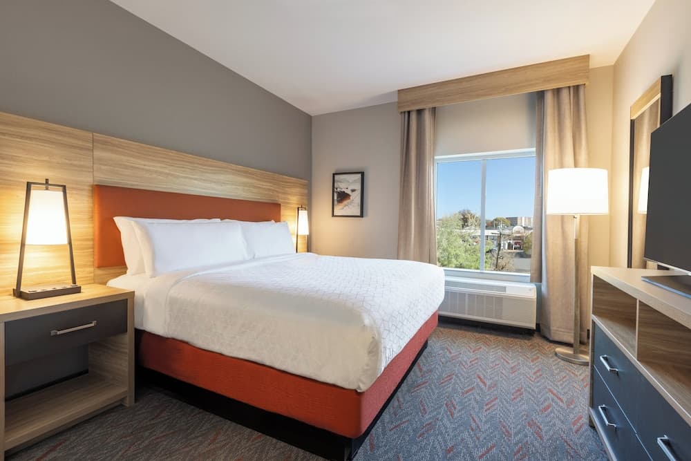 Candlewood Suites Pecos by IHG interior in Pecos — gallery photo 2
