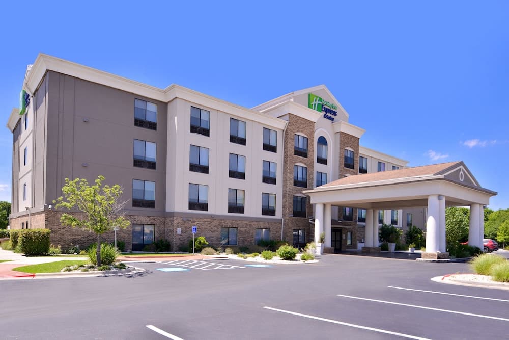 Holiday Inn Express & Suites Selma by IHG featured exterior or lobby in Selma, TX — similar hotel