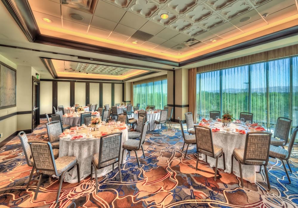 Atlantis Casino Resort Spa interior in Reno, NV — gallery photo 2