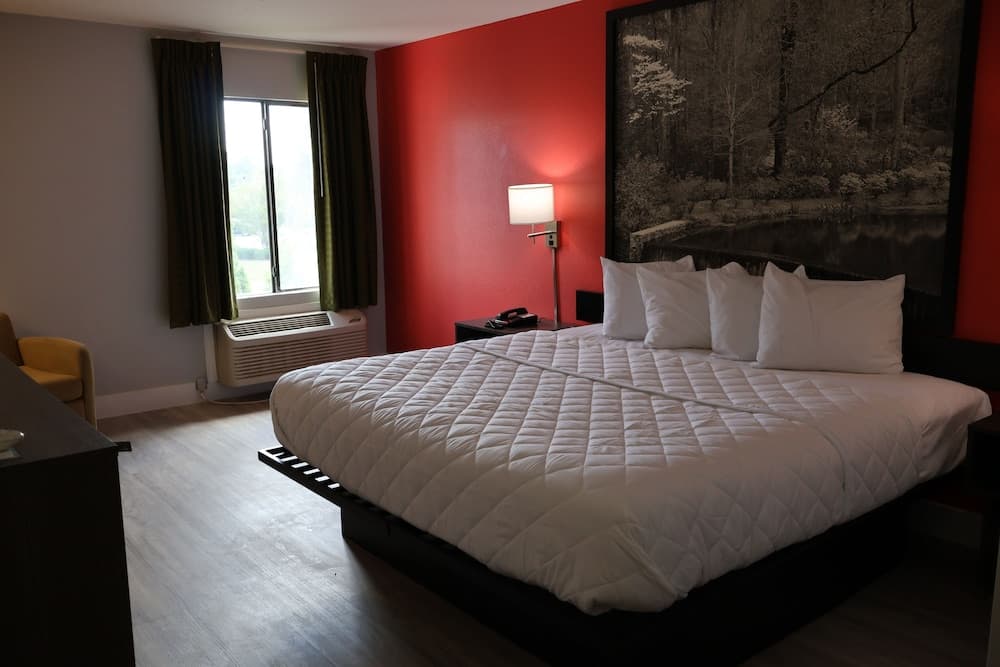 Namaste Inn & Suites Dawsonville interior in Dawsonville, GA — gallery photo 2