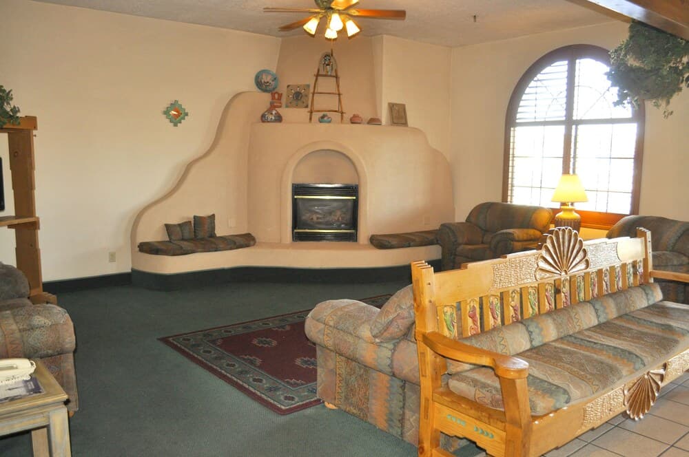 Wingate by Wyndham Farmington NM property views in Farmington, NM — gallery photo 3